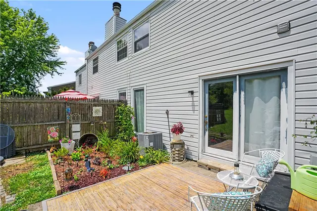 3115 Camberly Dr gallery image 24