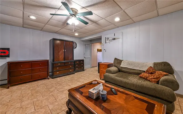 3118 Haberlein Rd gallery image 12