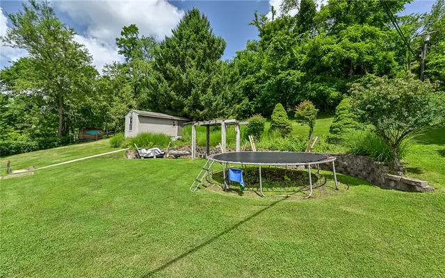 3118 Haberlein Rd gallery image 23