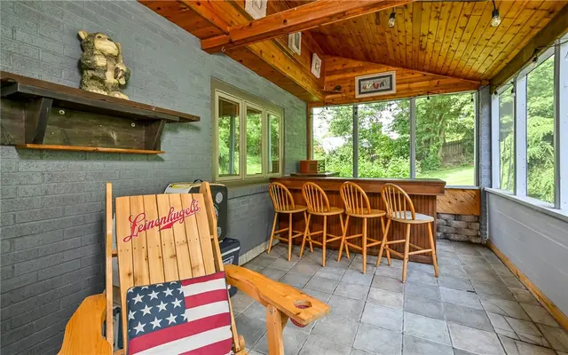 3118 Haberlein Rd gallery image 40