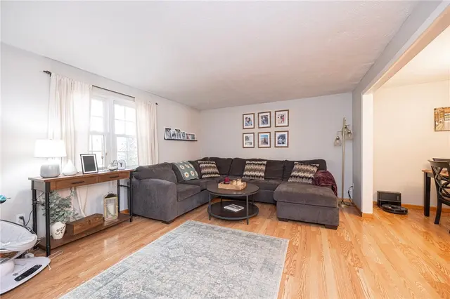 312 Bellford Ct gallery image 9