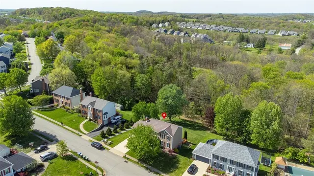 312 Valerie Dr gallery image 37