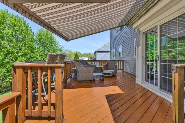 312 Valerie Dr gallery image 39