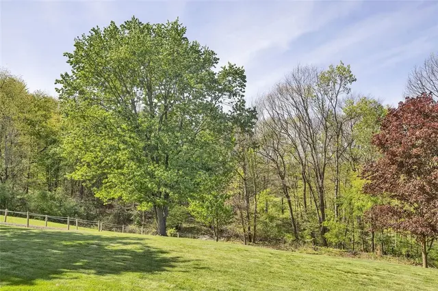 312 Valerie Dr gallery image 42