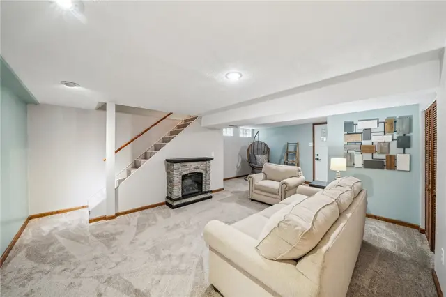 3124 DEERWOOD DRIVE gallery image 12