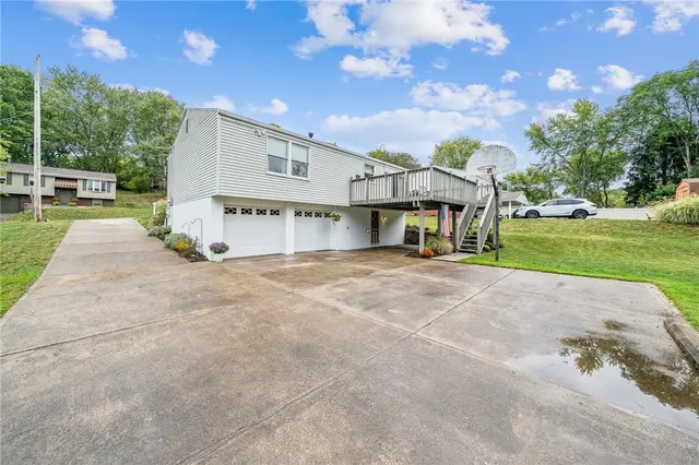 3124 DEERWOOD DRIVE gallery image 18