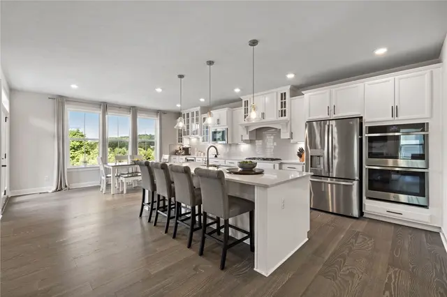 313 Crest Ln gallery image 46