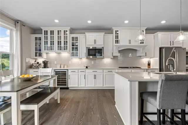 313 Crest Ln gallery image 48