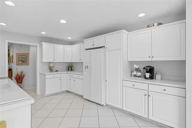 313 Luke Ct gallery image 18