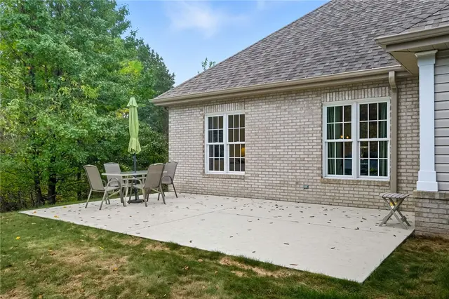 313 Luke Ct gallery image 39
