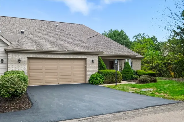 313 Luke Ct gallery image 41