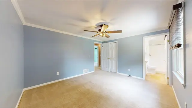 313 Meadow Dr gallery image 24