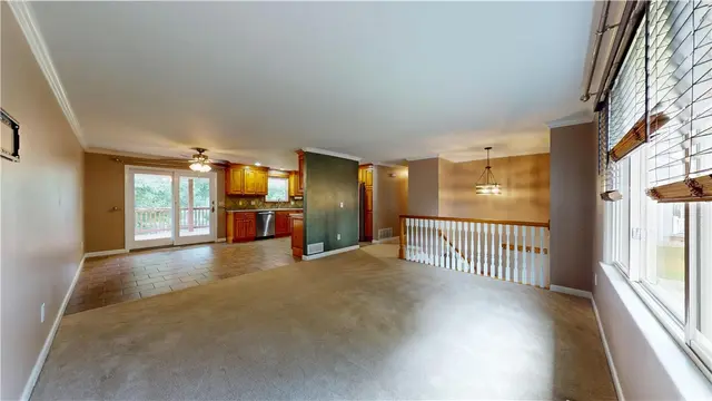 313 Meadow Dr gallery image 32