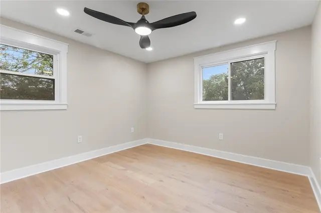 313 Tadmar Ave gallery image 36