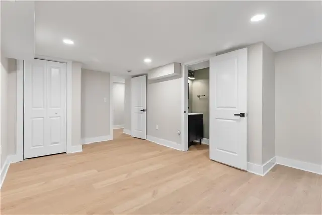 313 Tadmar Ave gallery image 16