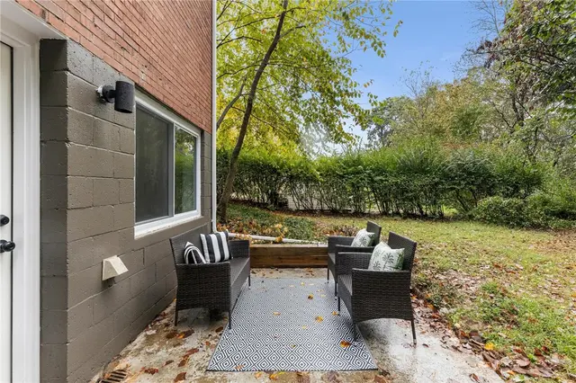 313 Tadmar Ave gallery image 21