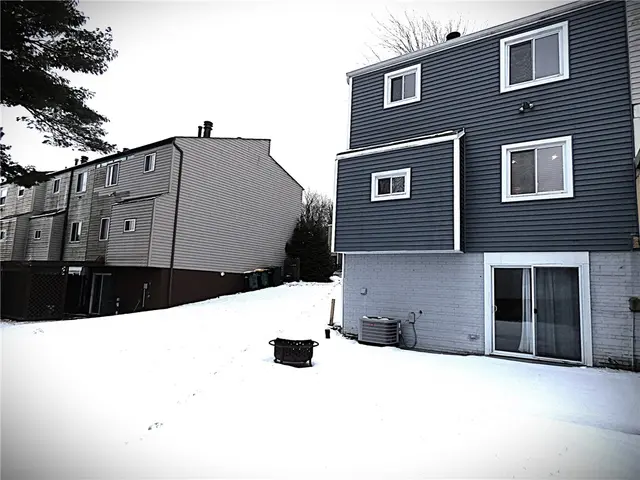 3134 Camberly Drive gallery image 16