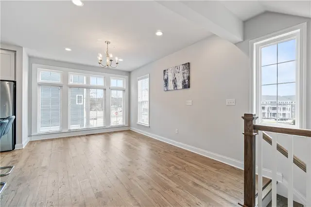 314 Harlequin St gallery image 7