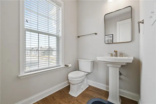 314 Harlequin St gallery image 14