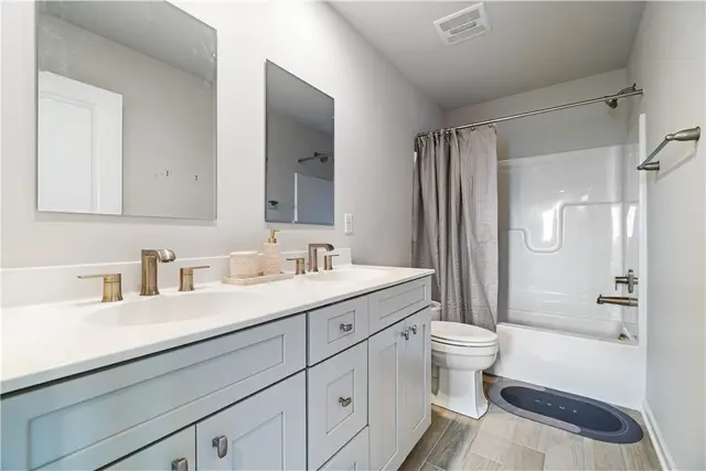 314 Harlequin St gallery image 16