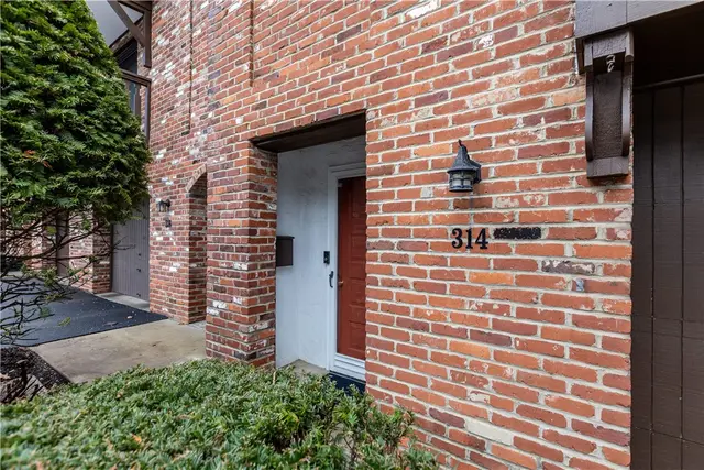 314 Woodbridge DR. gallery image 2