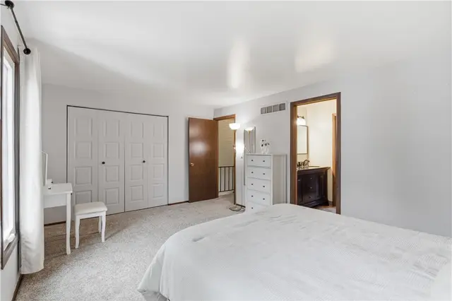 314 Woodbridge DR. gallery image 20