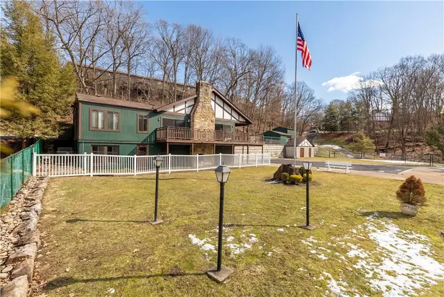 314 Woodbridge DR. gallery image 31