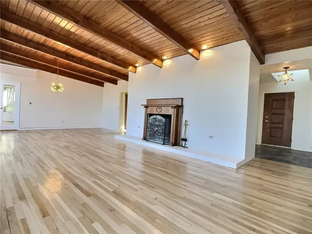 3145 Scenic Drive gallery image 5