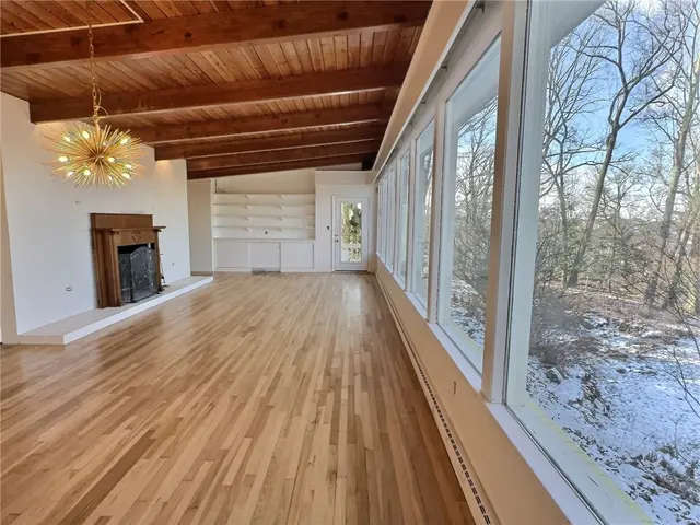 3145 Scenic Drive gallery image 6