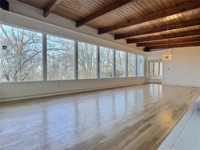 3145 Scenic Drive gallery image 9