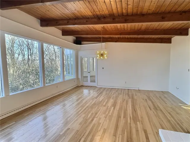 3145 Scenic Drive gallery image 10