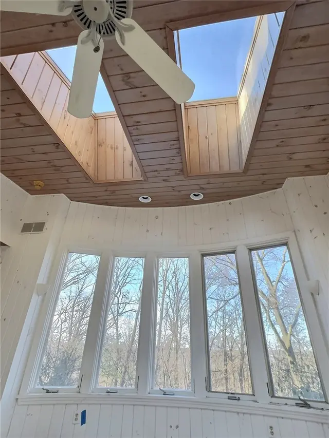 3145 Scenic Drive gallery image 13