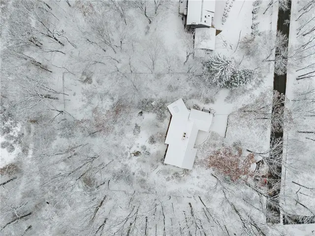 3145 Scenic Drive gallery image 33