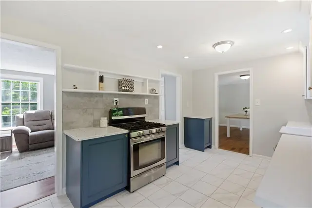 316 Haldeman Dr gallery image 13