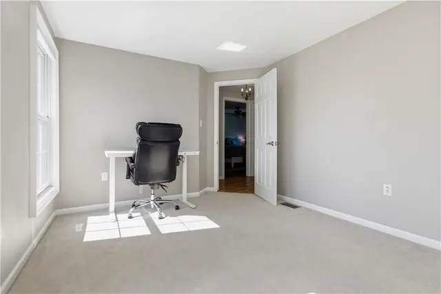 316 Haldeman Dr gallery image 36