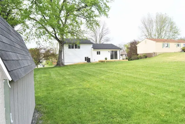 316 Leatherbark Rd gallery image 10