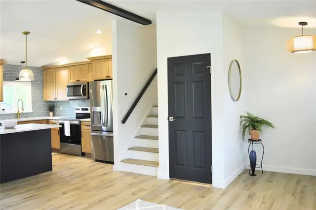 316 Leatherbark Rd gallery image 12