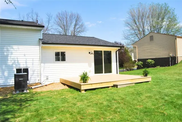316 Leatherbark Rd gallery image 16