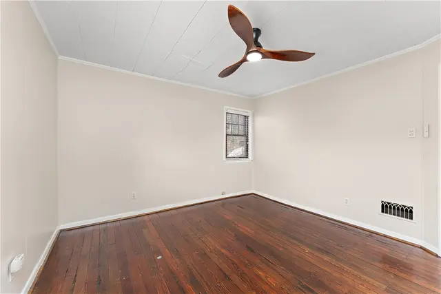 316 Nicholas Pl gallery image 4