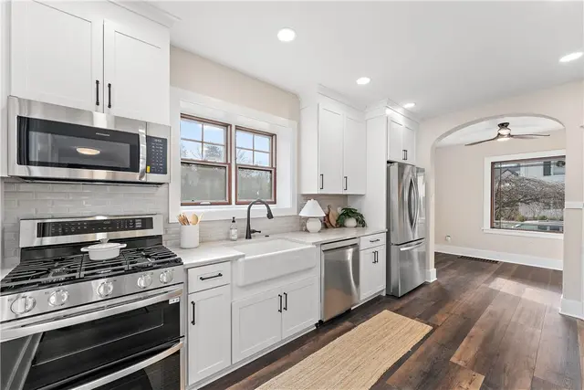 316 Nicholas Pl gallery image 48
