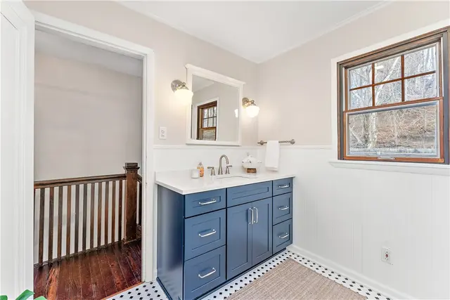 316 Nicholas Pl gallery image 49