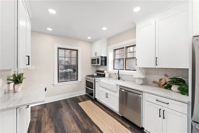316 Nicholas Pl gallery image 26