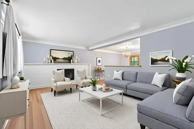 3166 Morningside Dr gallery image 3