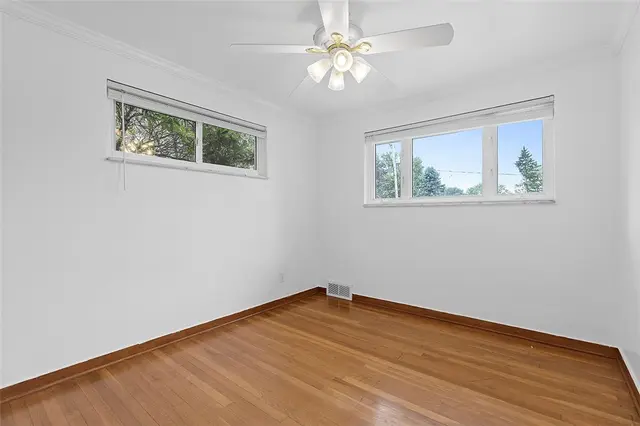 3166 Morningside Dr gallery image 45