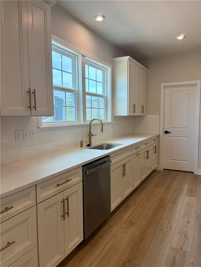 317 Pinewood Drive gallery image 12