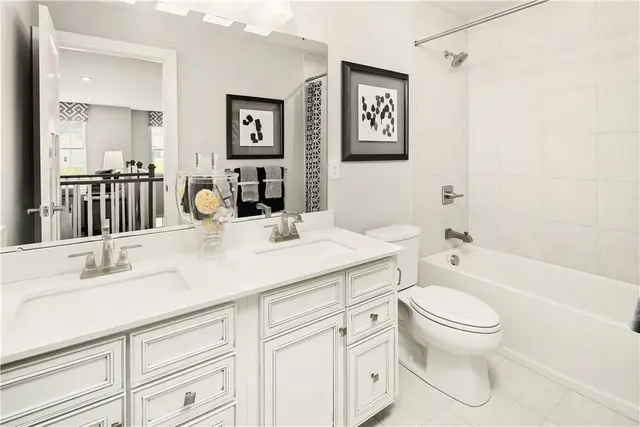 317 Pinewood Drive gallery image 15