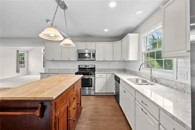 317 Providence Dr gallery image 30