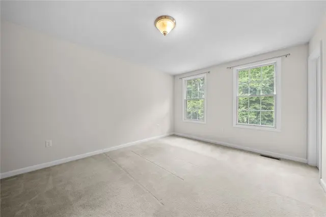 317 Providence Dr gallery image 37