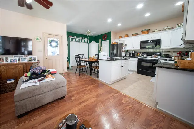317 Quail Ridge Court gallery image 4