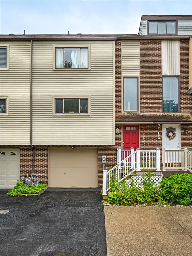 3171 Cheltenham Court